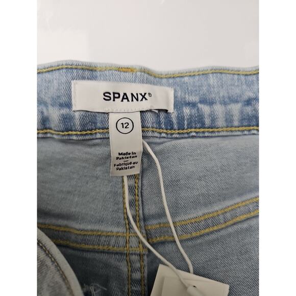 Spanx Women's Faded Light Blue jeans Size 12 5 Pockets - Picture 2 of 10